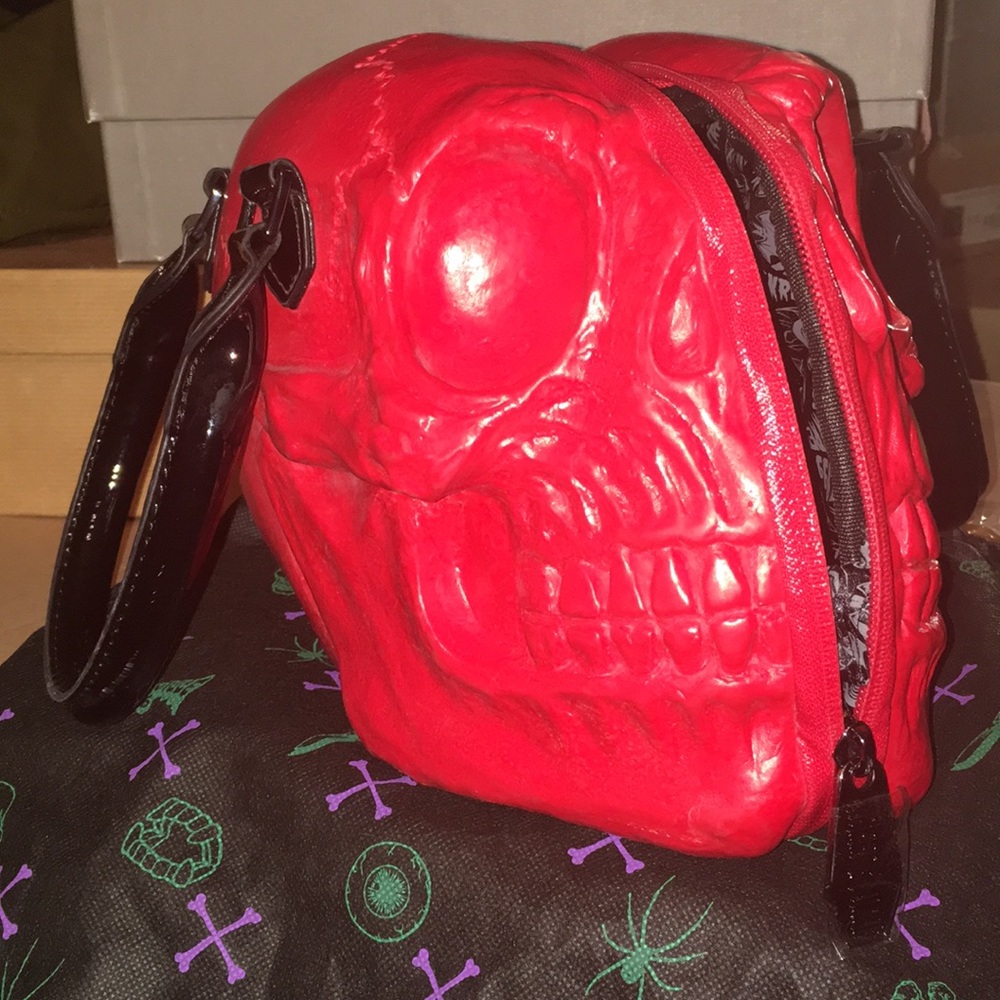 Kreepsville 666 Skull collection